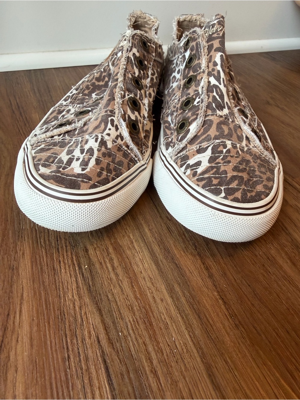 Leopard Print Slip-On Sneakers - Brown - Picture 4 of 6